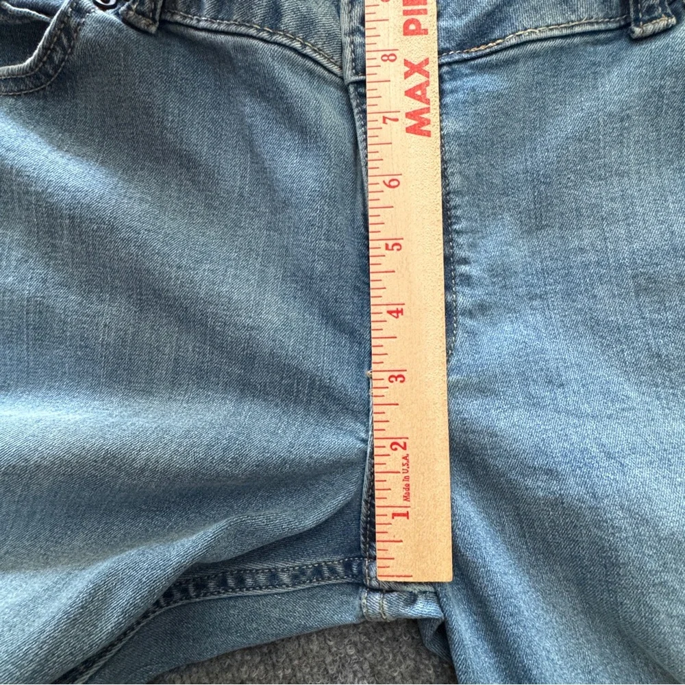 Wrangler Low Rise Straight Leg Jeans 13/14x34 Light Wash Western Stretch Denim